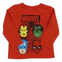 Červené triko se superhrdiny 