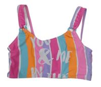 Bílo-barevná pruhovaná plavková lambáda s nápisem 