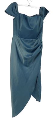 Dámské světlemodré saténové koktejlové šaty s odhalenými rameny Marie Lund 