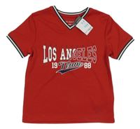 Nové - červené sportovní tričko s nápisem Primark