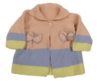 Růžovo-modro-žlutý pruhovaný propínací svetr s mašlemi 