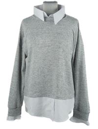 Dámský šedý lehký svetr s bílou halenkovou vsadkou 