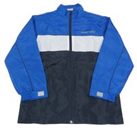 Modro-bílo-tmavomodrá šusťáková jarní bunda s nápisem 