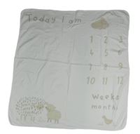 Bílá milníková deka s čísly a obrázky 