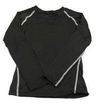 Černé spodní triko s bílým prošitím 