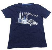 Tmavomodré tričko s městem a autem Pepperts 