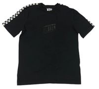 Černé tričko s nápisem a kostkovaným pruhem F&F