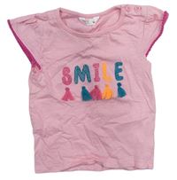 Růžové tričko s nápisem a třásněmi M&Co.