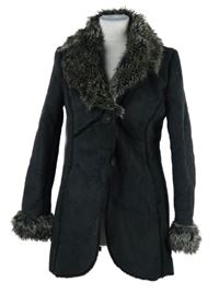 Dámský černý semišový kabát s kožíškem Dorothy Perkins 