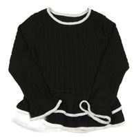 Šedý žebrovaný svetr s bílými lemy 