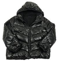 Černá prošívaná lesklá zimní bunda s kapucí St. Bernard