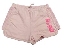 Světlerůžové teplákové kraťasy s nápisem zn. River Island