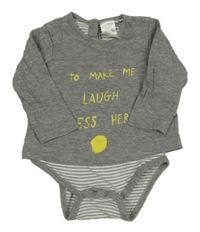 Šedé triko s nápisem a všitým body Zara