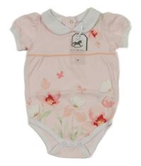 Nové - světlerůžovo-bílé body s kytičkami a motýlky a límečkem Rock-a-Byer Baby