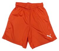 Červené sportovní kraťasy s logem Puma