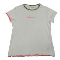 Bílé žebrované tričko s nápisem M&S
