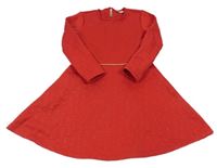 Červené šaty se srdíčky 