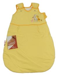 Nové - žluto-oranžový zateplený spací pytel se žirafami 