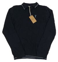 Nové - tmavomodrý lehký svetr s výšivkou Next