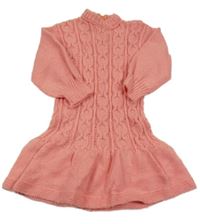 Růžové pletené šaty