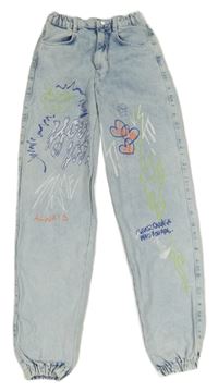 Světlemodré jogger rifle s květy Bershka 