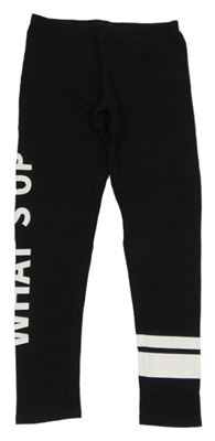 Černé teplákové legíny s bílým nápisem a pruhy Page one young