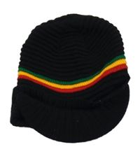 Černá žebrovaná pletená čepice s pruhy a kšiltem