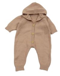 Starorůžová pletená kombinéza s kapucí 