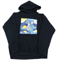 Tmavomodrá mikina s potiskem a kapucí 