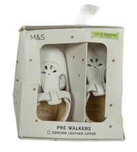 Bílé koženkové capáčky M&S vel. 20