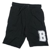 Černé teplákové kraťasy s číslem F&F