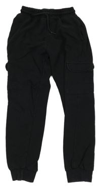 Černé cargo tepláky F&F