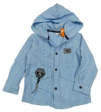 Nové - světlemodrá žebrovaná vzorovaná košile s nášivkami a kapucí favo