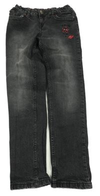 Černošedé rifle s hvězdičkou a pusinkou Y.F.K.