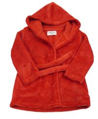 Červený chlupatý župan s kapucí