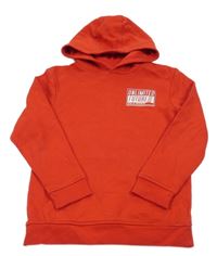 Červená mikina s nápisem a kapucí George