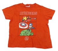 Červené tričko s Avangers 