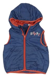 Tmavomodrá šusťáková zateplená vesta s nápisem, korálovým lemem a kapucí Lupilu