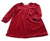 Červené sametové šaty