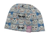 Světlemodrá čepice s kočičkami 