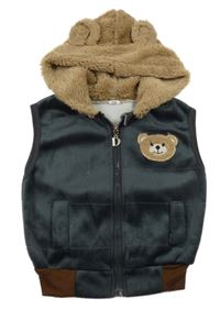 Antracitová sametová propínací vesta s medvídkem a chlupatou kapucí 