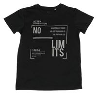 Černé sportovní tričko s nápisy YIGGA