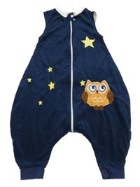 Tmavomodrý plyšový podšitý spací pytel se sovičkou