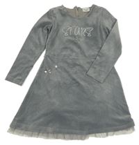 Šedé plyšové šaty s nápisem a flitry 