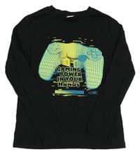 Černé triko s ovladačem Chapter Young