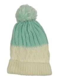 Mátovo-bílá čepice s bambulí 