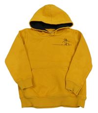 Hořčicová mikina se skateboardistou a kapsou a kapucí STC