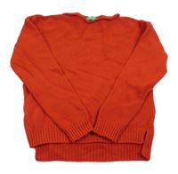 Červený svetr Benetton