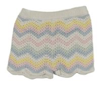 Bílo-barevné vzorované pletené podšité kraťasy F&F