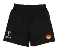 Černé sportovní kraťasy s vlajkou